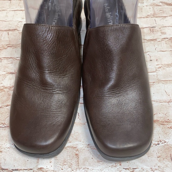 Sold - Picture 2 of 5